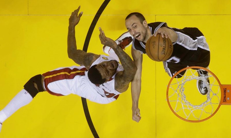 Video: Odličnim drugim poluvremenom Miami do poravnanja u finalnoj seriji sa Spursima