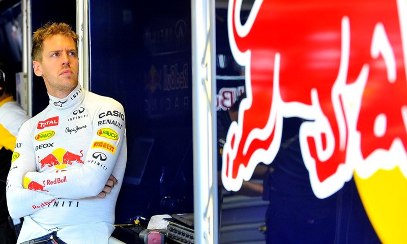 Sebastian Vettel produljio ugovor s Red Bullom do kraja 2015. godine