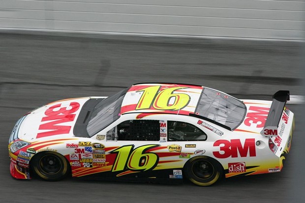 Video: Greg Biffle slavio u Michiganu i donio Fordu 1000. pobjedu u NASCAR-u