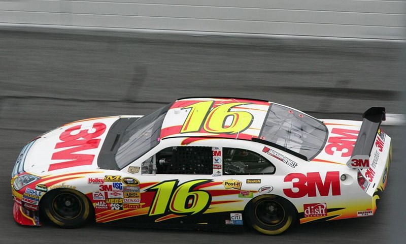Video: Greg Biffle slavio u Michiganu i donio Fordu 1000. pobjedu u NASCAR-u
