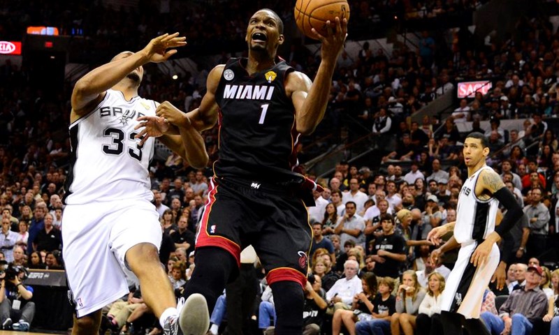 Miami otpustio Chrisa Bosha, Pat Riley tvrdi: "Dres s brojem 1 više nitko neće nositi"