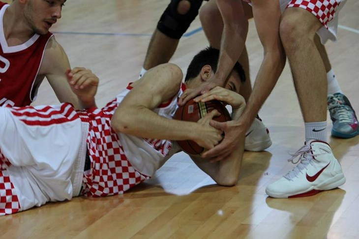 Hrvatska košarkaška reprezentacija do 18 godina na turniru u Italiji krenula porazom