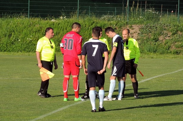 Rijeka pobijedila Olimpiju, utakmica kasnila zbog navijačkih nereda