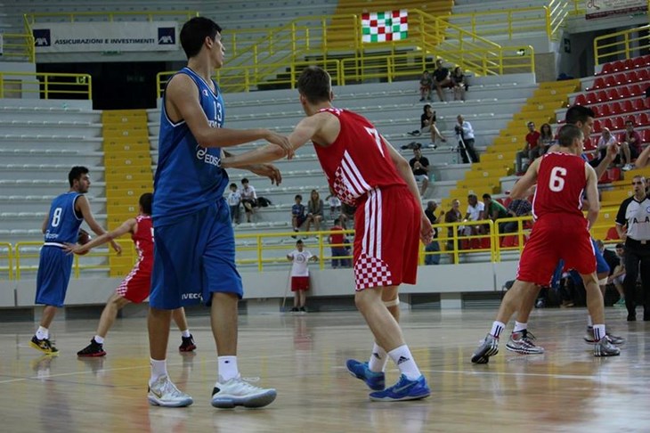 Hrvatska u završnici do pobjede protiv Italije, junak Juraj Kozić