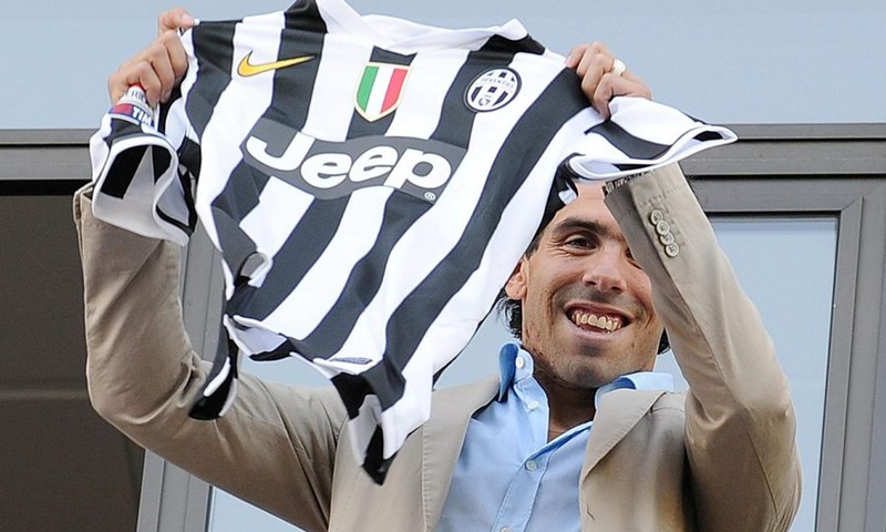 Carlos Tevez i službeno postao igrač Juventusa, u ruke dobio Del Pierovu "desetku"
