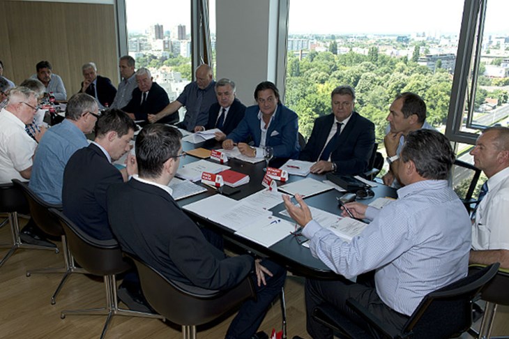 "HNS u potpunosti osporava navode iz Rješenja te najavljuje pokretanje upravnog spora!"