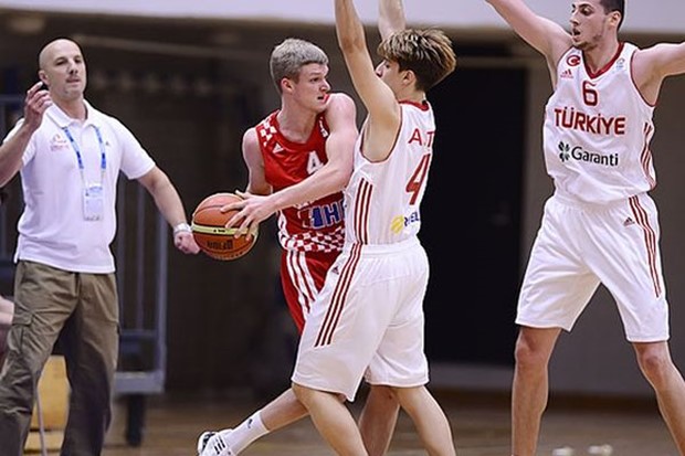 Hrvatska reprezentacija do 20 godina krenula tijesnim porazom protiv Turaka