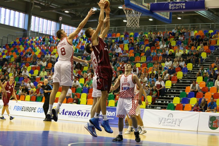 Poraz Hrvatske na početku drugog kruga, domaći košarkaši pokazali više