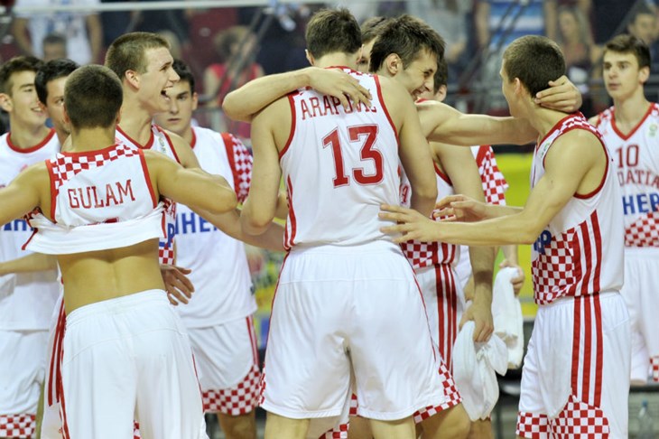 Mladi hrvatski košarkaši u borbi za europski naslov, u polufinalu jači od Latvijaca