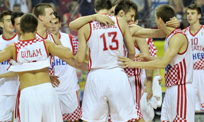Mladi hrvatski košarkaši u borbi za europski naslov, u polufinalu jači od Latvijaca