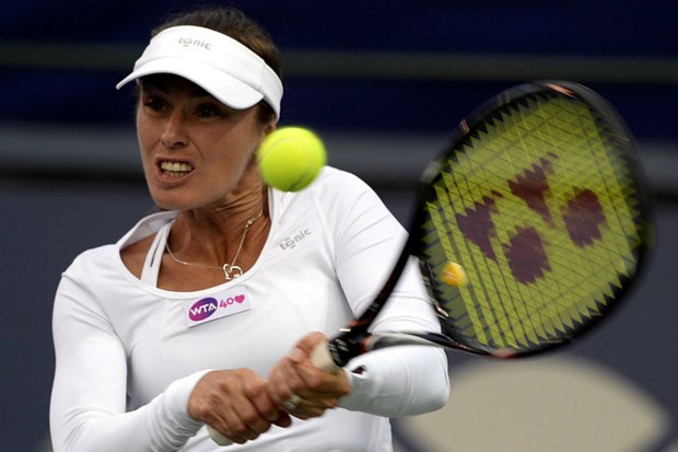 Hingis zaustavljena u parovima, ne planira povratak u singlu