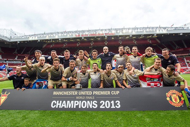 Dinamovi kadeti u društvu najvećih, na Old Traffordu osvojili 20. Nike Premier Cup!
