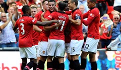 Video: Robin van Persie s dva pogotka osigurao Manchester Unitedu trofej Superkupa