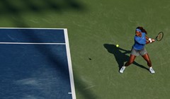 Serena Williams izgubila samo jedan gem, uvjerljivim pobjedama krenule Radwanska i Li