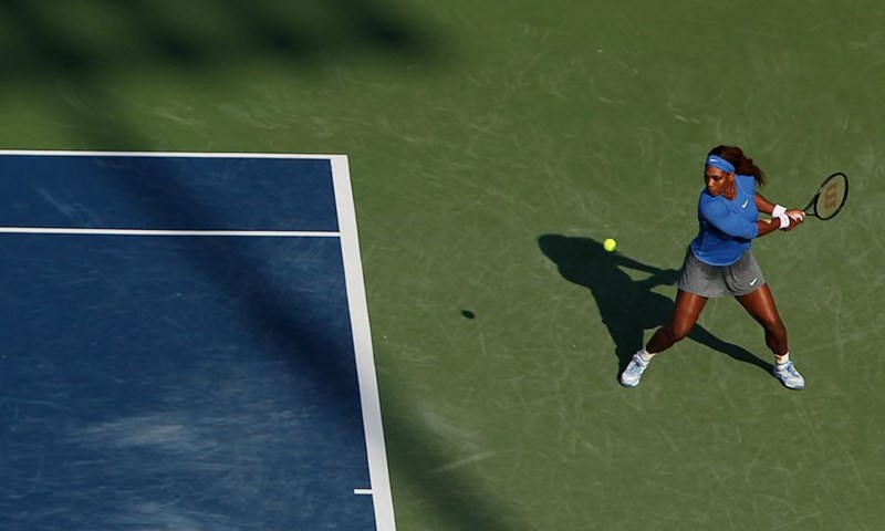 Serena Williams izgubila samo jedan gem, uvjerljivim pobjedama krenule Radwanska i Li