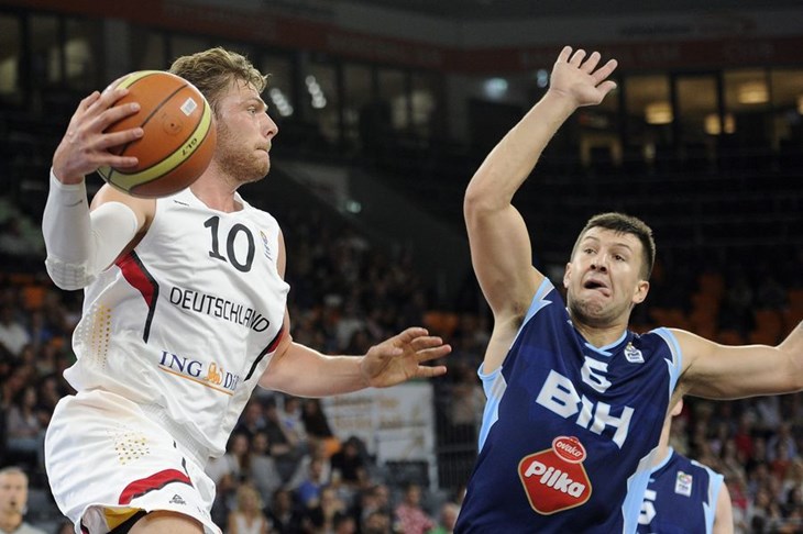 Slovenci nadigrali Crnu Goru, Makedonci okrenuli Grke, Španjolskoj derbi s Francuzima