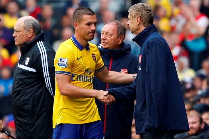 Video: Arsenalu prva ligaška pobjeda sezone, Podolski dvostruki strijelac