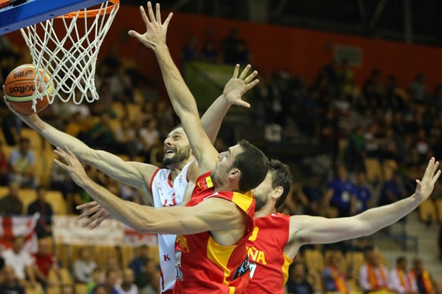 Poraz Kosova u prvoj službenoj utakmici, Rusi u drugom poluvremenu slomili BiH