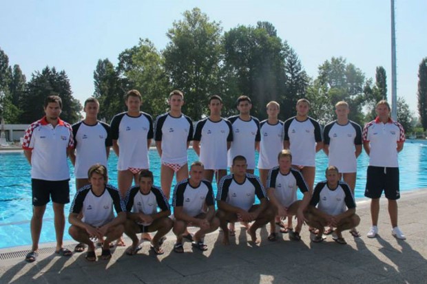 Mladi hrvatski vaterpolisti osigurali četvrtfinale Europskog prvenstva