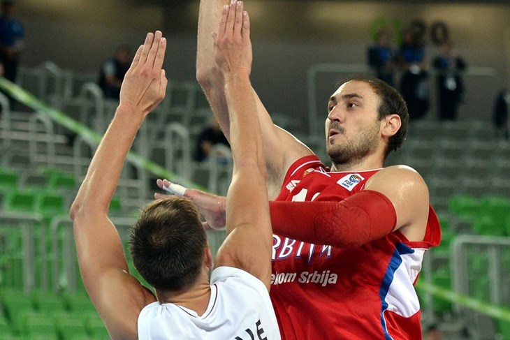 Šarić zbog ozljede propustio još jednu utakmicu, Krstić slomio ruku