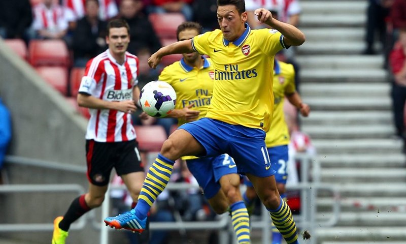 Video: Özil debitirao u novoj pobjedi Arsenala, City zaustavljen kod Stokea