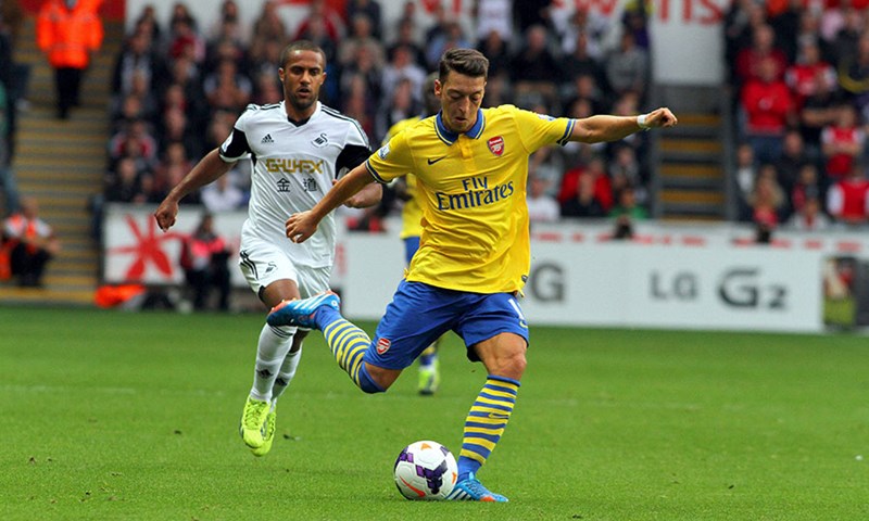 Mesut Özil nije ozlijeđen, spreman za duel protiv Norwicha