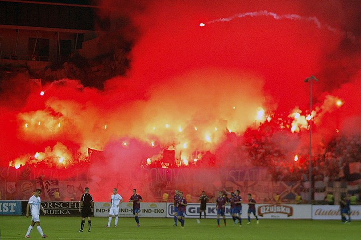 Ozlijeđeno jedno dijete, jedan policajac teže ranjen