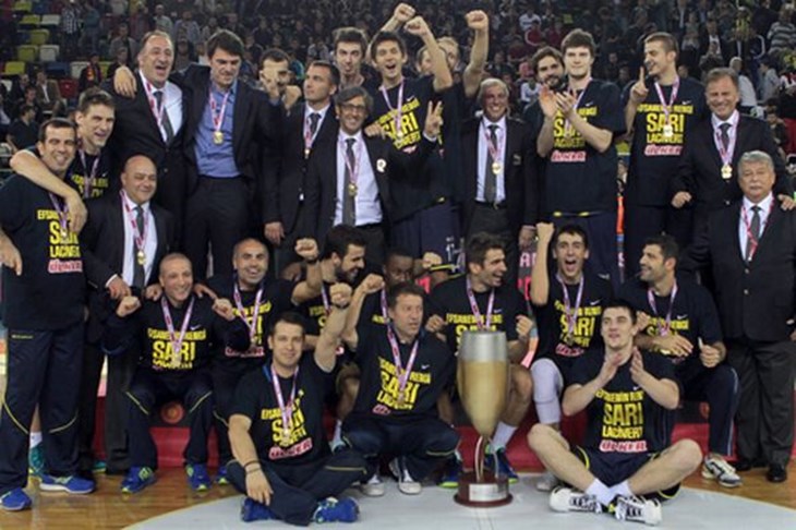 Obradoviću prvi trofej s Fenerbahčeom, Bogdanović i Žorić osvojili Superkup