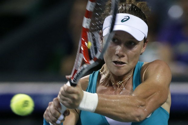 Prvo finale Kanađanke Bouchard, Stosur za sat vremena izbacila Amerikanku