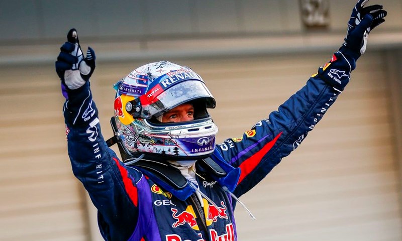 Vettel pobjedom u Japanu nadomak naslova svjetskog prvaka