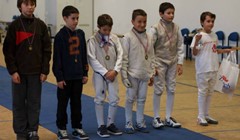 Mladi natjecatelji nastupili na međunarodnom mačevalačkom turniru