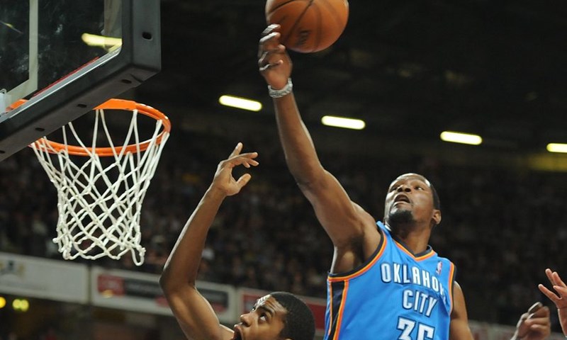Video: Durant nastavio dominaciju i u Clevelandu, novak Dieng nadmašio čak i Kevina Lovea