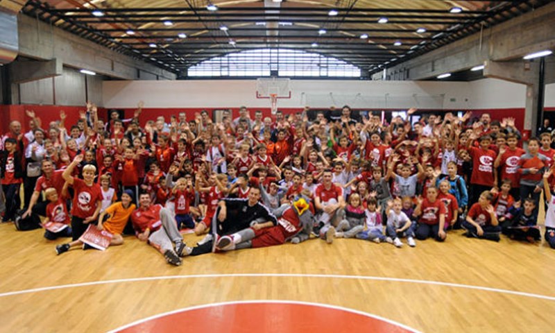 Na Velesajmu održano veliko druženje seniora Cedevite s klincima