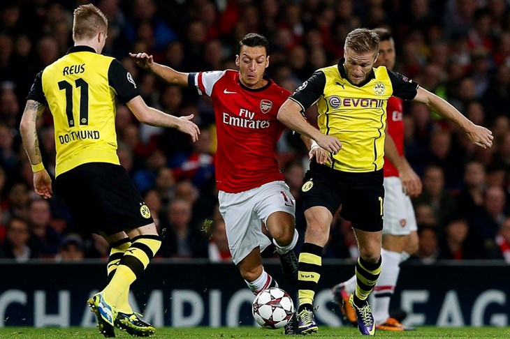 Borussia nanijela Arsenalu tek drugi poraz u sezoni i pokvarila Wengerovo rođendansko slavlje