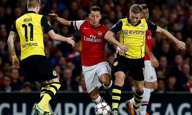 Borussia nanijela Arsenalu tek drugi poraz u sezoni i pokvarila Wengerovo rođendansko slavlje