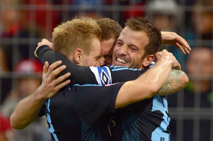 Video: Tri neobjašnjive pogreške vratara Freiburga donijele pobjede HSV-u, Badelju asistencija