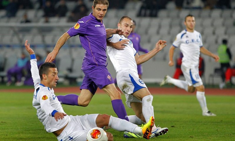 Video: Fiorentina izvukla pobjedu u zadnjim minutama, Lakić strijelac u porazu Eintrachta