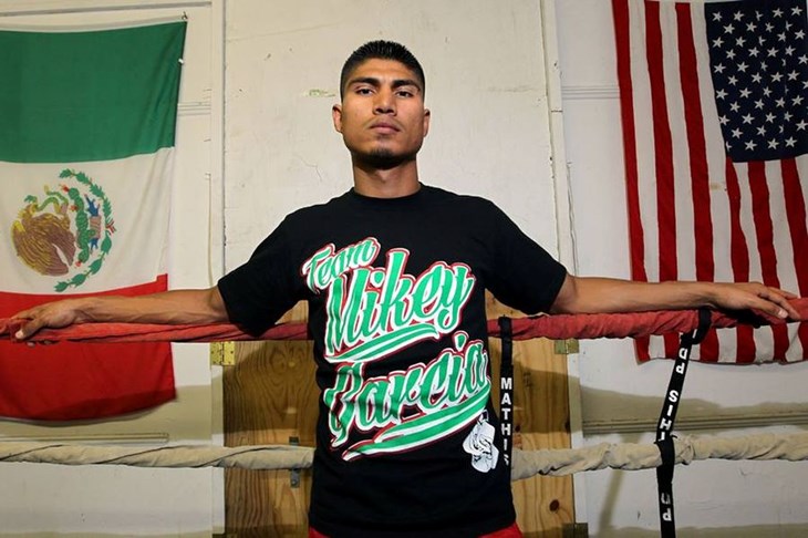 Video: Mickey Garcia nokautom u osmoj rundi preuzeo Martinezovu WBO titulu