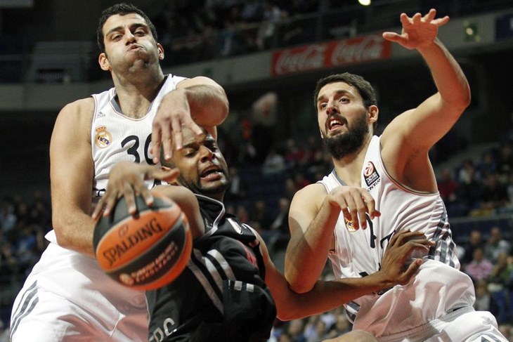 Real i dalje dominira španjolskom ligom, Tomić predvodio Barcelonu u pobjedi