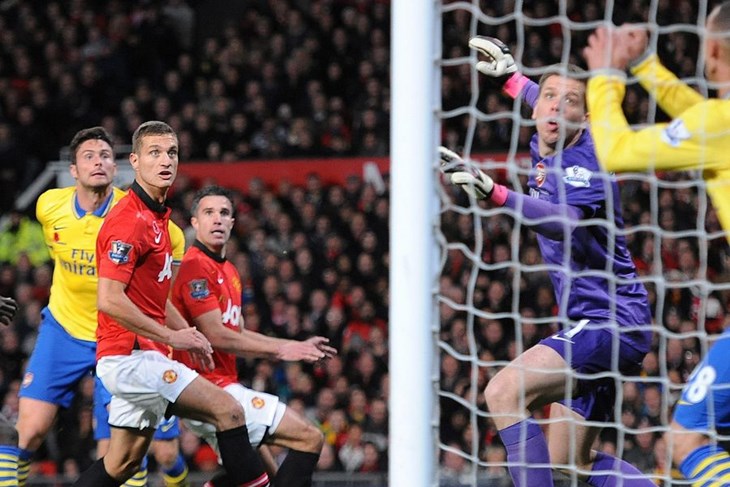 Video: Robin van Persie ponovno presudio Arsenalu, Swansea i Stoke remizirali