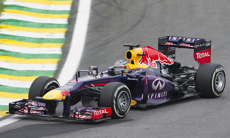 Vettel: "Ideja FIA-e o dvostrukim bodovima je apsurdna"