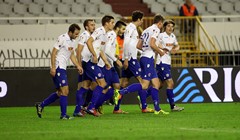 Golijada na Poljudu - Hajduk se pobjedom oprostio od svojih navijača nakon desetominutnog prekida