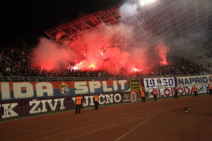 Hajduk (opet) kažnjen, tek se čeka presuda za skandiranje