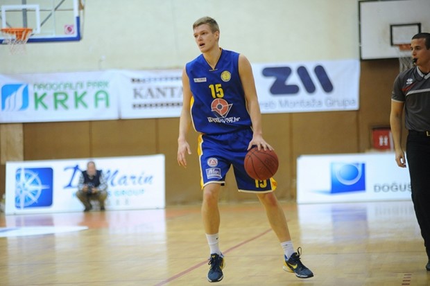 Brokeri upisali prvu povijesnu pobjedu