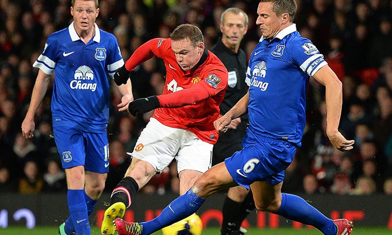 Everton šokirao Moyesa i Old Trafford, Arsenal nastavio niz, Suarez četverostruki strijelac