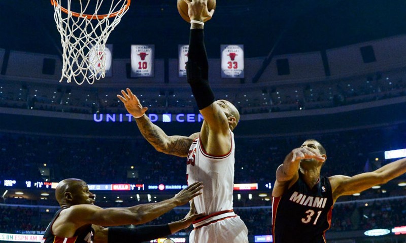 Video: Knicksi se poigrali s Netsima, Heat pao u Chicagu