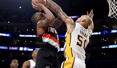 Video: Damian Lillard izrasta u superzvijezdu, Bryant i Gasol odveli Lakerse do pobjede