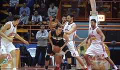 Veliki neredi obilježili dvoboj u Sofiji, Partizan u ispražnjenoj dvorani visoko slavio