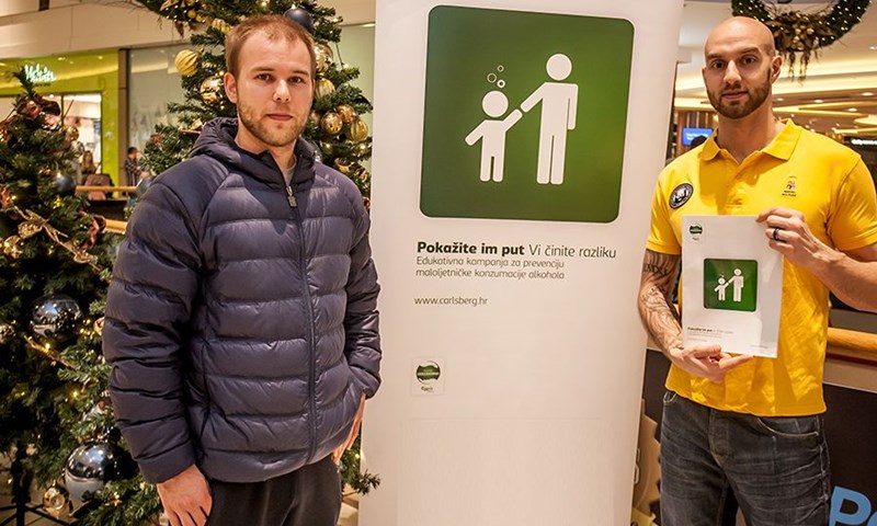Hokejaši Medveščaka se uključili u kampanju prevencije maloljetničke konzumacije alkohola