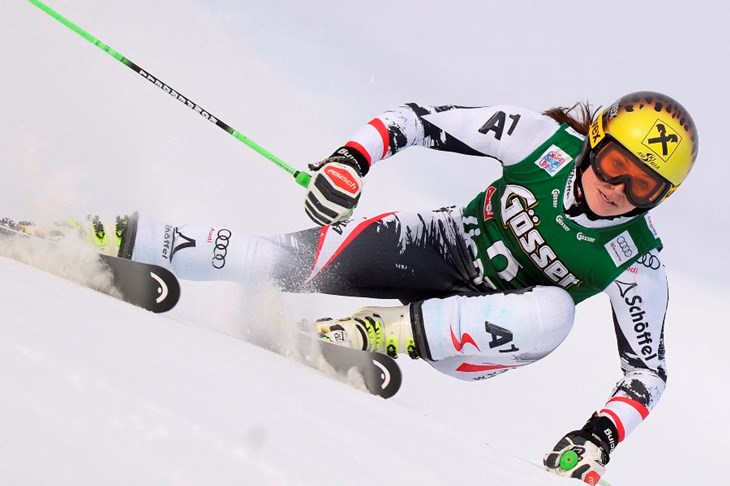 Fenninger postala prva skijašica s dva veleslalomska slavlja u Lienzu